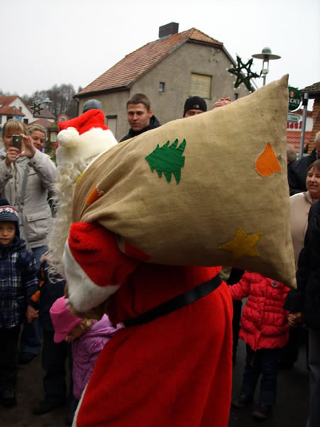 Weihnachtmann in Himmelpfort die Weihnachtraditionen 