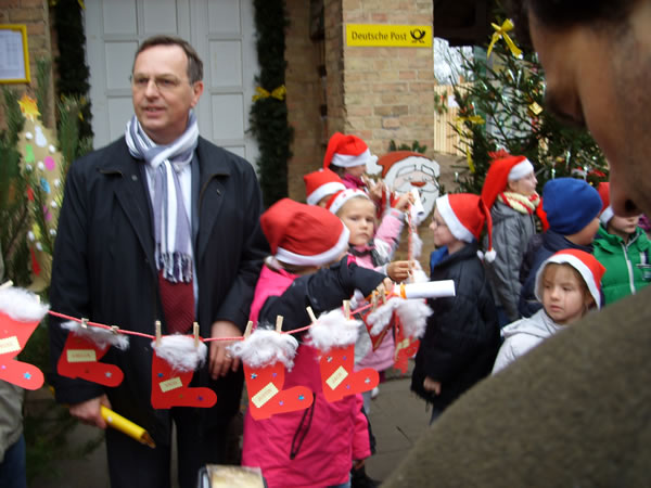 Weihnachtmann in Himmelpfort die Weihnachtraditionen 